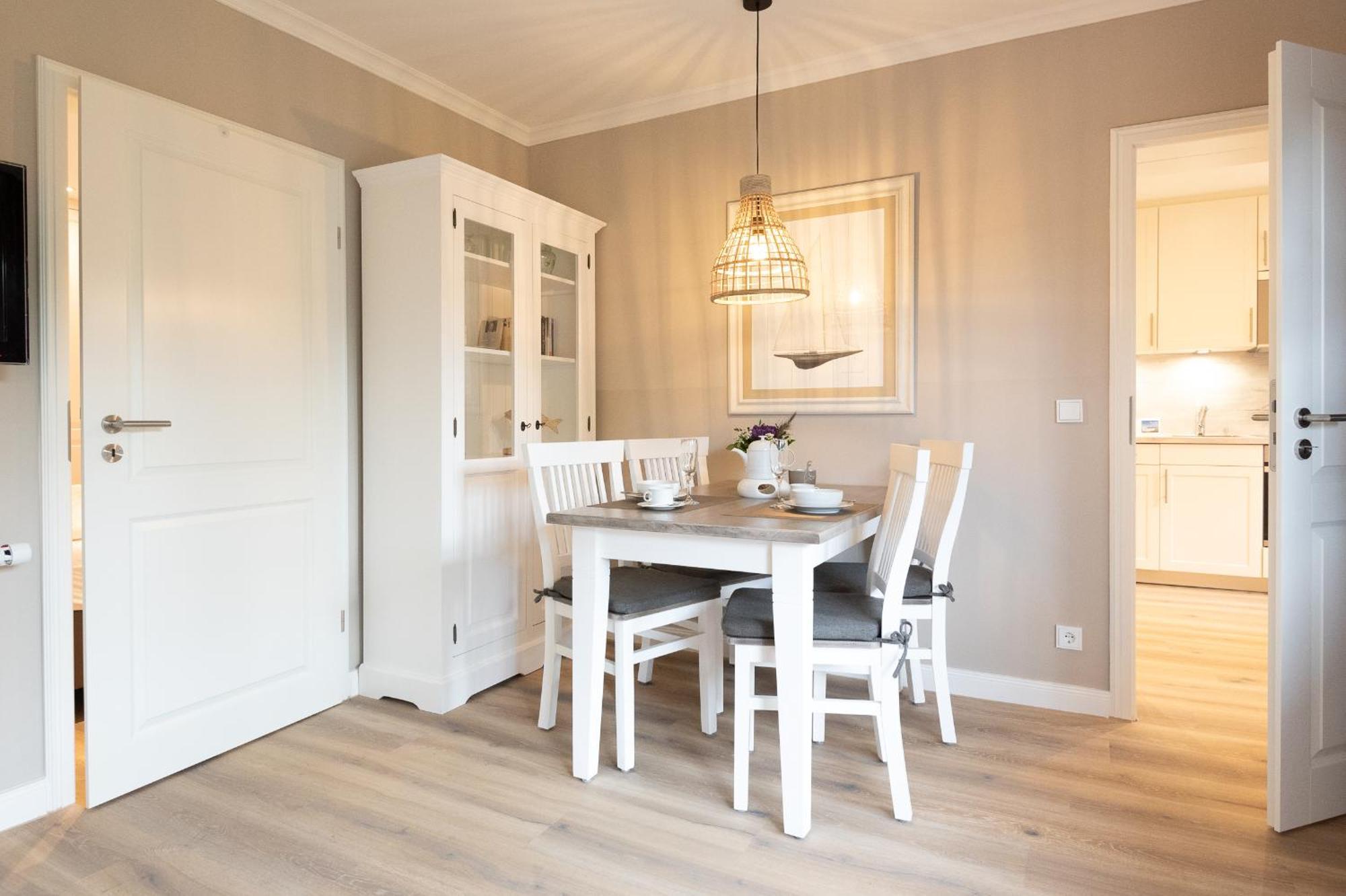 Apartment Haus Mittelstr Whg 1 Eg Links